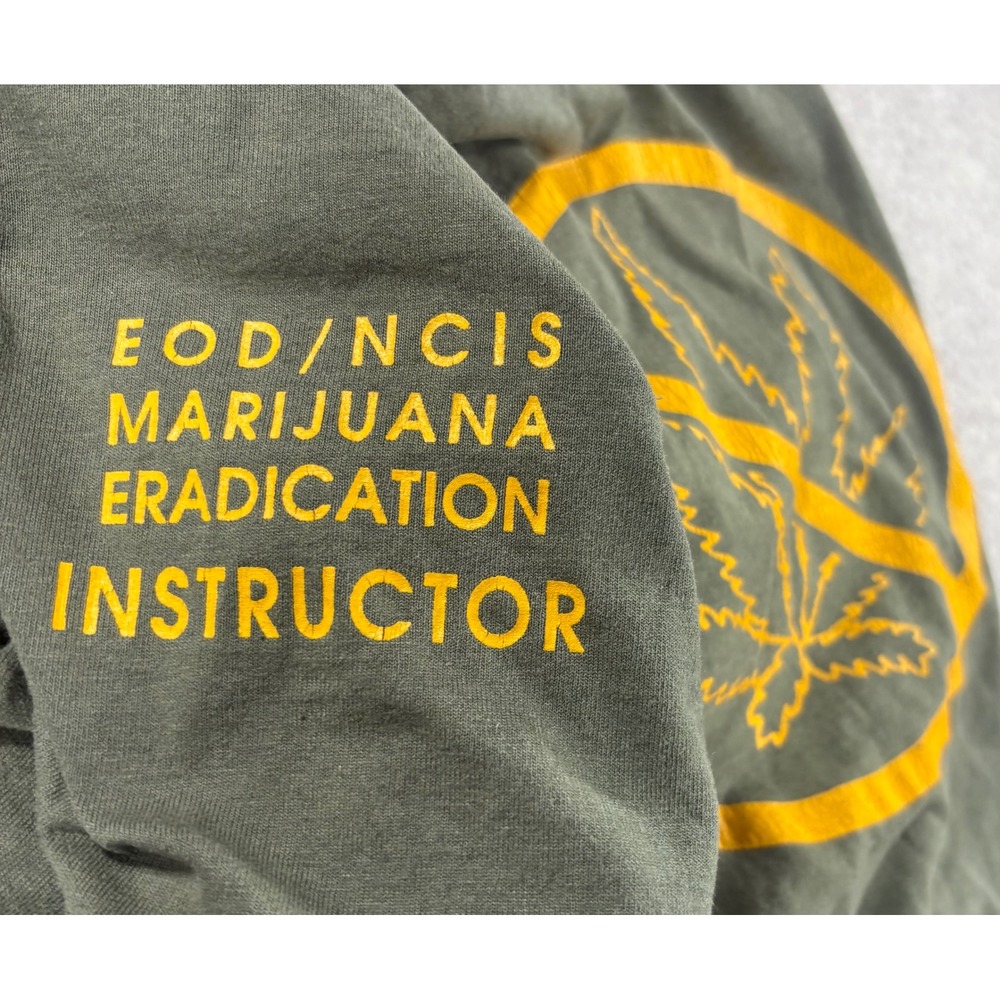 Vintage 1990s Fruit of the Loom BEST EOD NCIS Marijuana Eradication Shirt XL